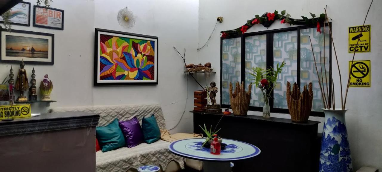 Center Parkway Pension House Калибо Экстерьер фото