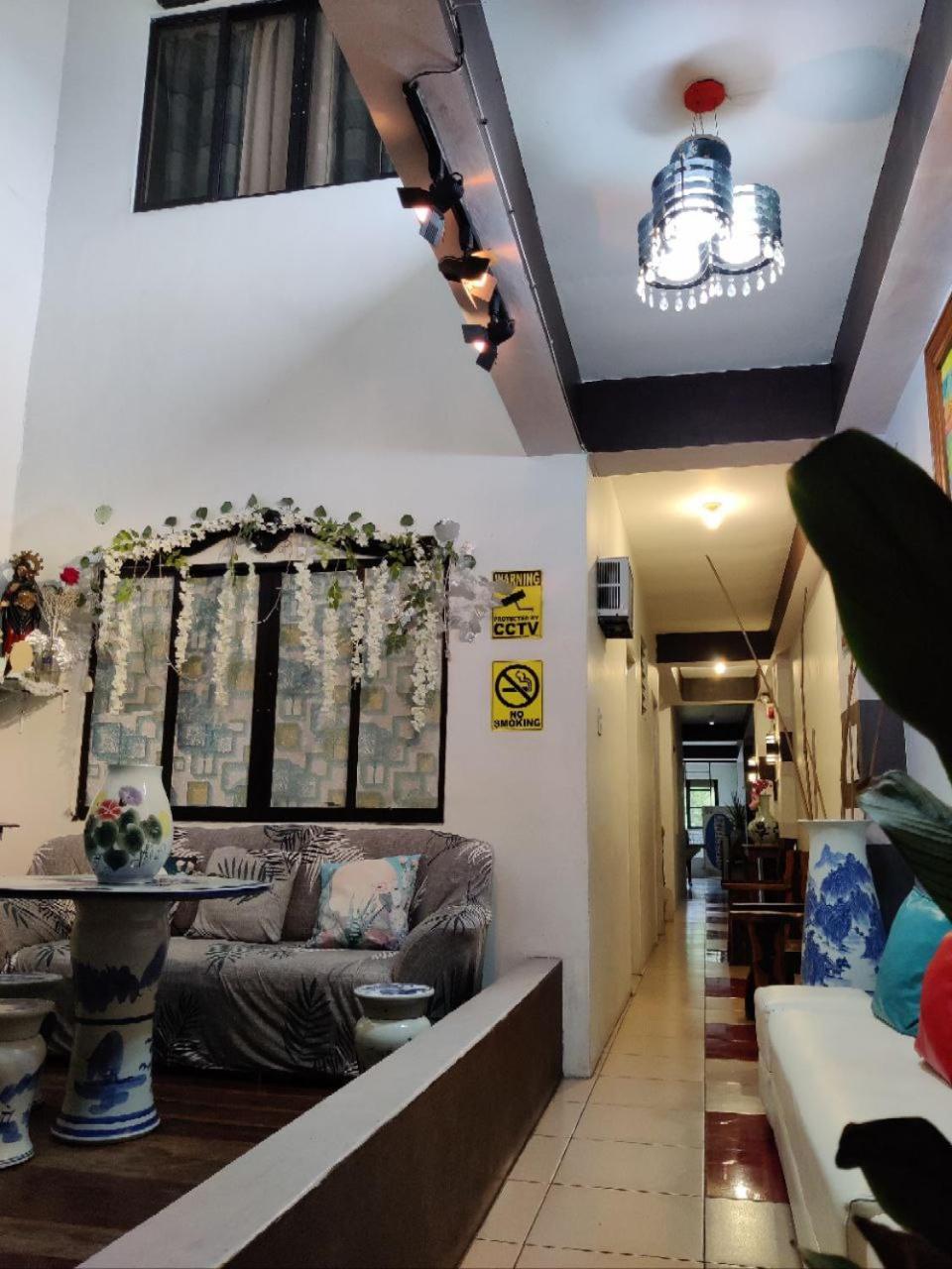 Center Parkway Pension House Калибо Экстерьер фото