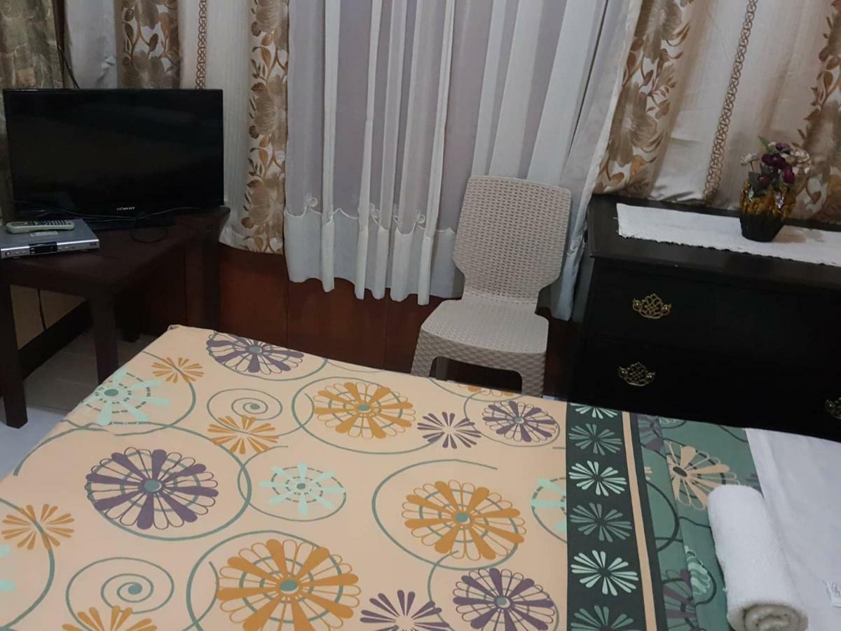 Center Parkway Pension House Калибо Экстерьер фото